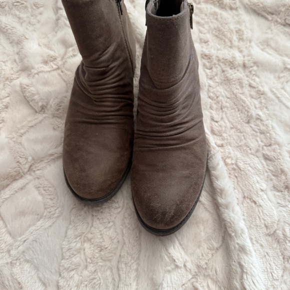 Bare Traps Yuno Brown Ankle Boots Women's 8M Slouch‎ Ruched Zipper Casual Fall - Picture 3 of 9